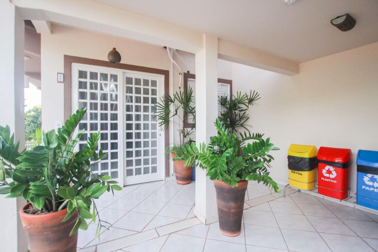 Ype Flats E Containers