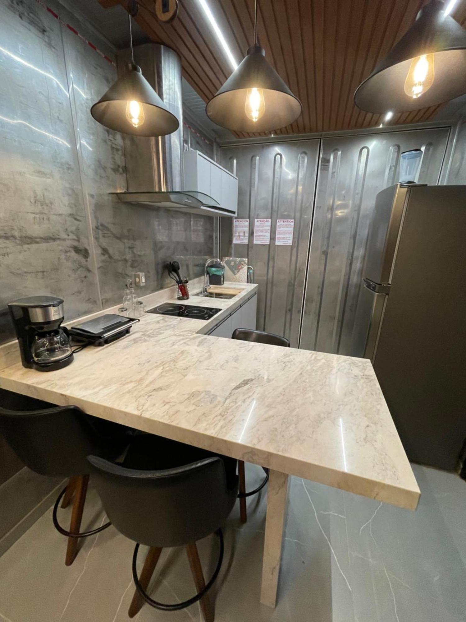 Apartment Ype Flats E Containers *