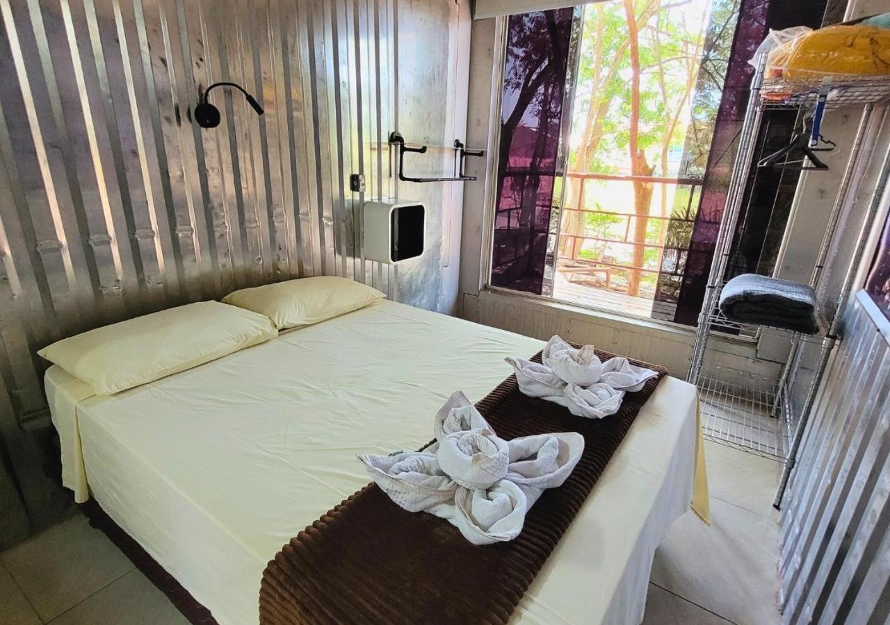 Ype Flats E Containers Apartment *